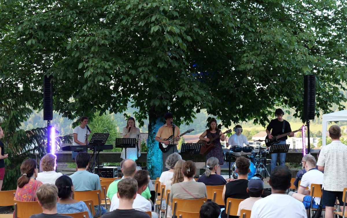 Gottesdienste » ConneXion Gottesdienst